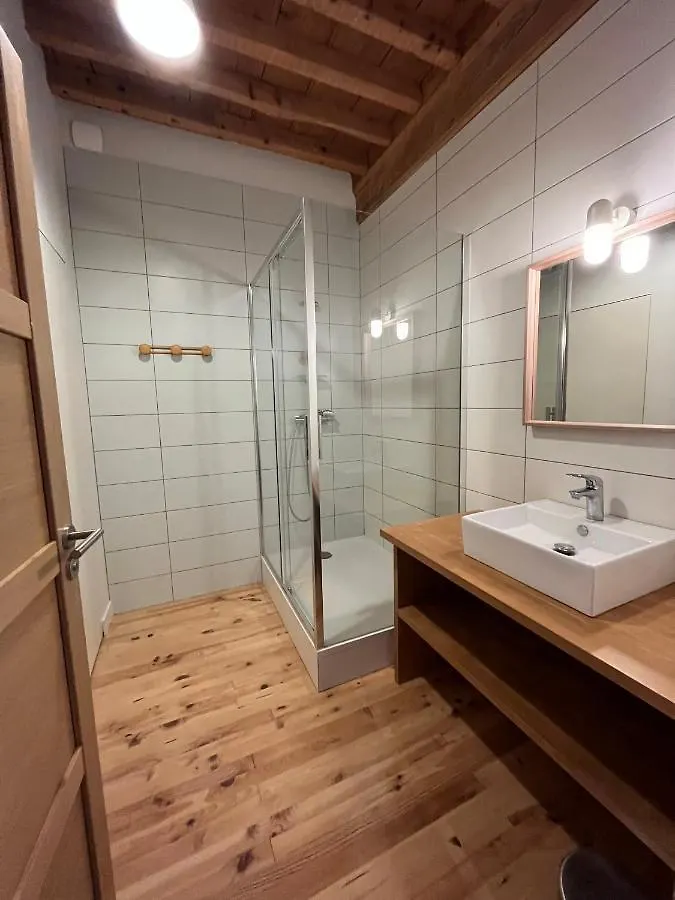 Apartament Le Comptoir De La Viarhona Sault-Brenaz